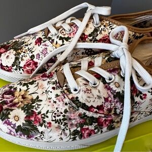 Hotter Floral Print Sneakers (size 8 US)
